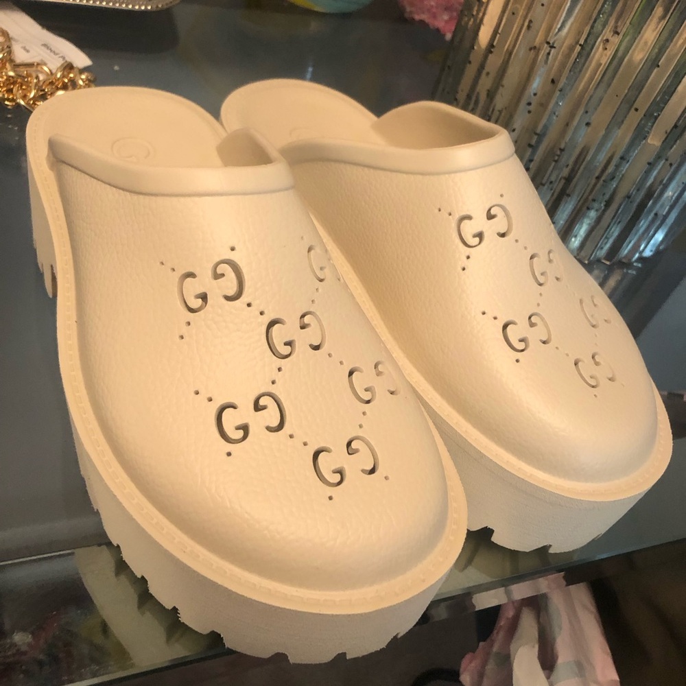 Gucci mules non-authentic
